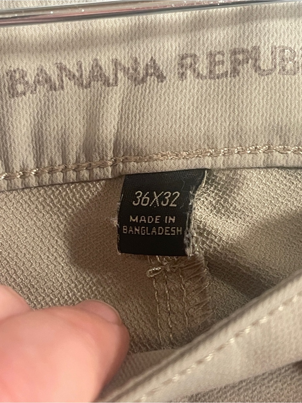 Banana Republic | Men's Performance Tech Chino's | 36 x 32 - Picture 9 of 10